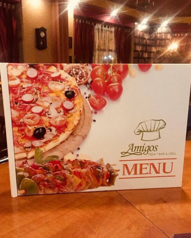 Amigos Hotel Pavlikeni Kültér fotó