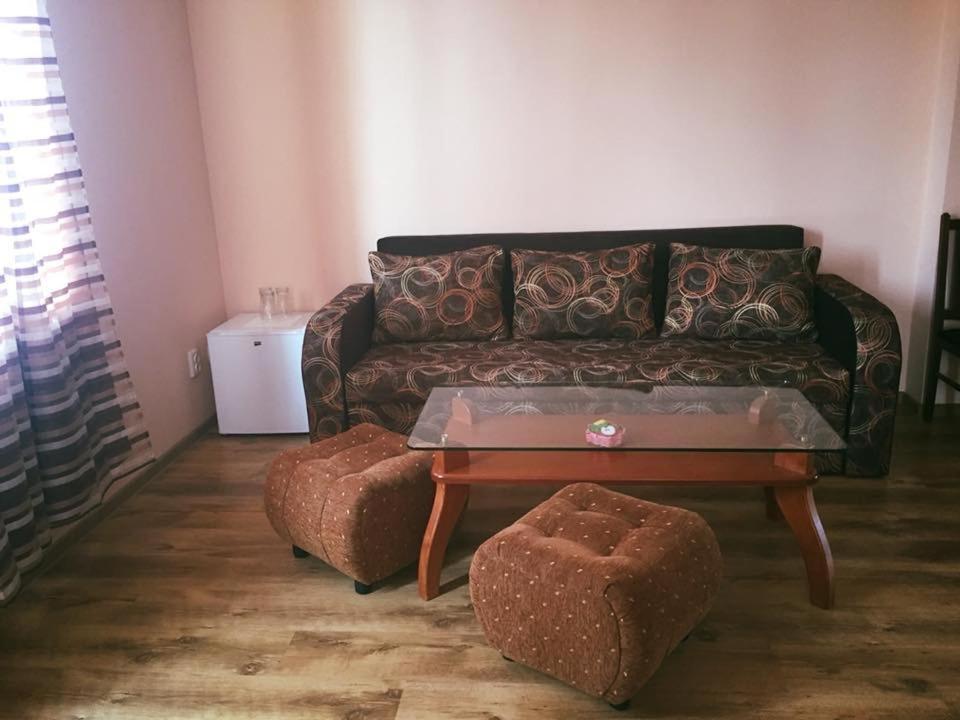 Amigos Hotel Pavlikeni Kültér fotó